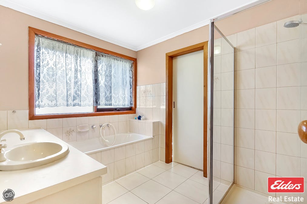 5 Stilt Court, Werribee, VIC, 3030 - Image 12