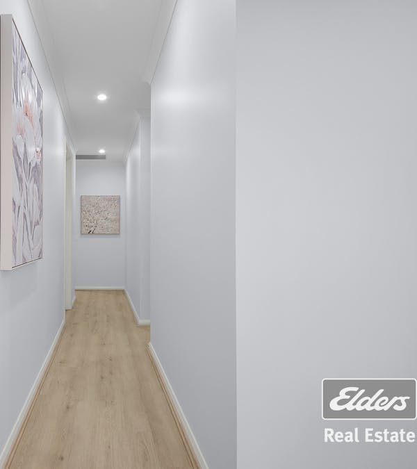8 Sefton Street, Mambourin, VIC, 3024 - Image 3
