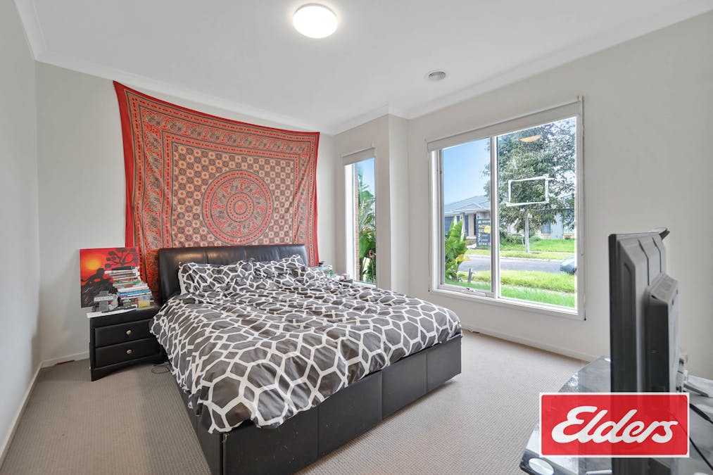 21 Swainson Close, Tarneit, VIC, 3029 - Image 4