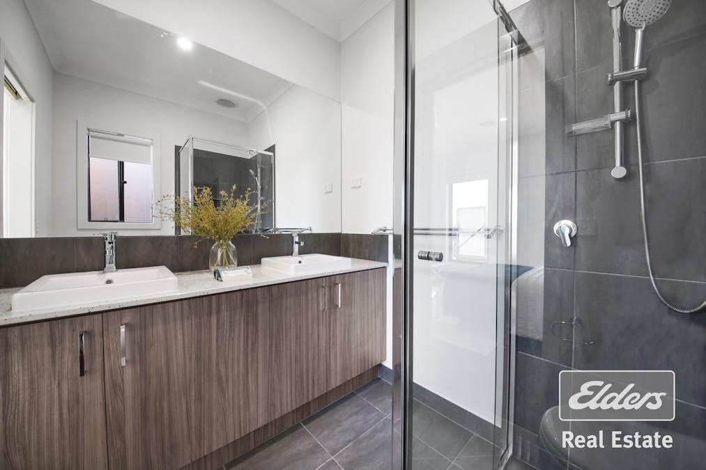 13 Trickett Drive, Truganina, VIC, 3029 - Image 19