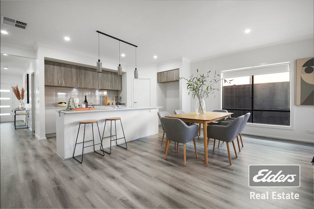 13 Trickett Drive, Truganina, VIC, 3029 - Image 12