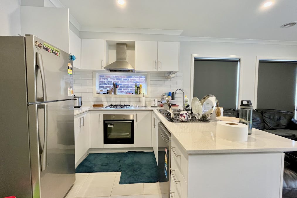 8 Codrington Road, Truganina, VIC, 3029 - Image 5