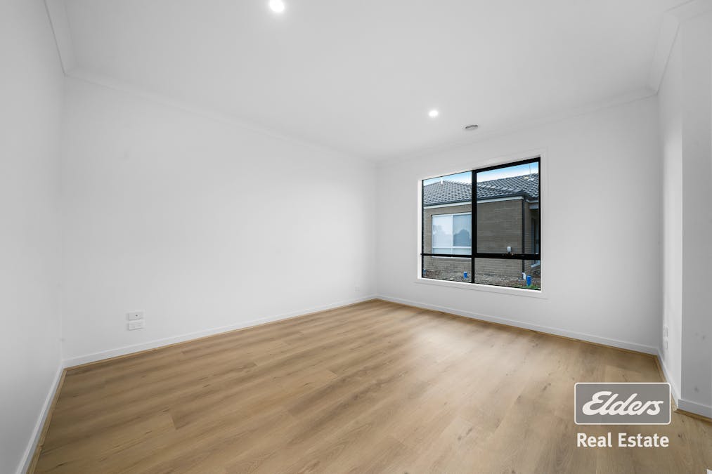 3  Pandey Place, Rockbank, VIC, 3335 - Image 11