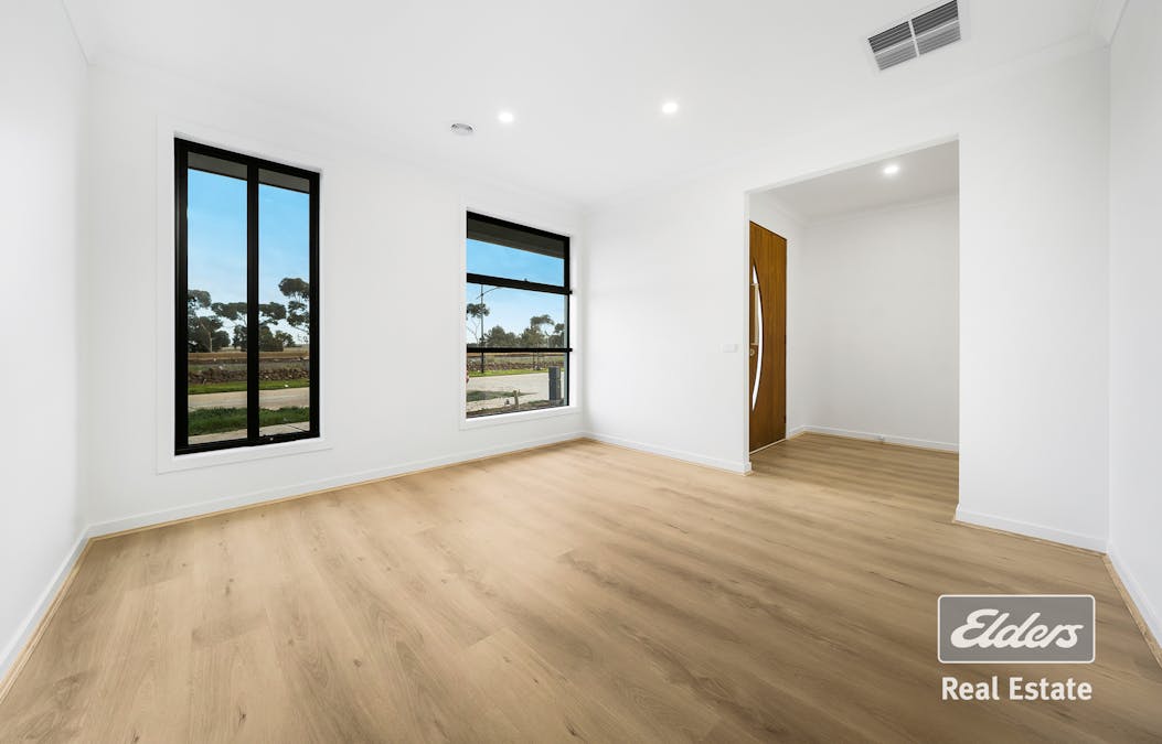 3  Pandey Place, Rockbank, VIC, 3335 - Image 4