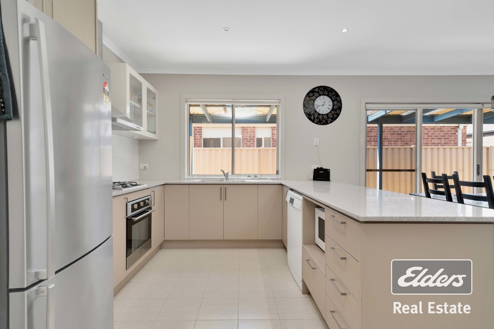 2 Moselle Street, Point Cook, VIC, 3030 - Image 9
