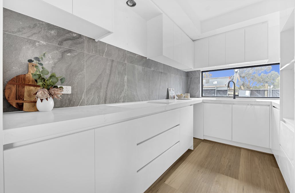 2/174 Duncans Road, Werribee, VIC, 3030 - Image 4