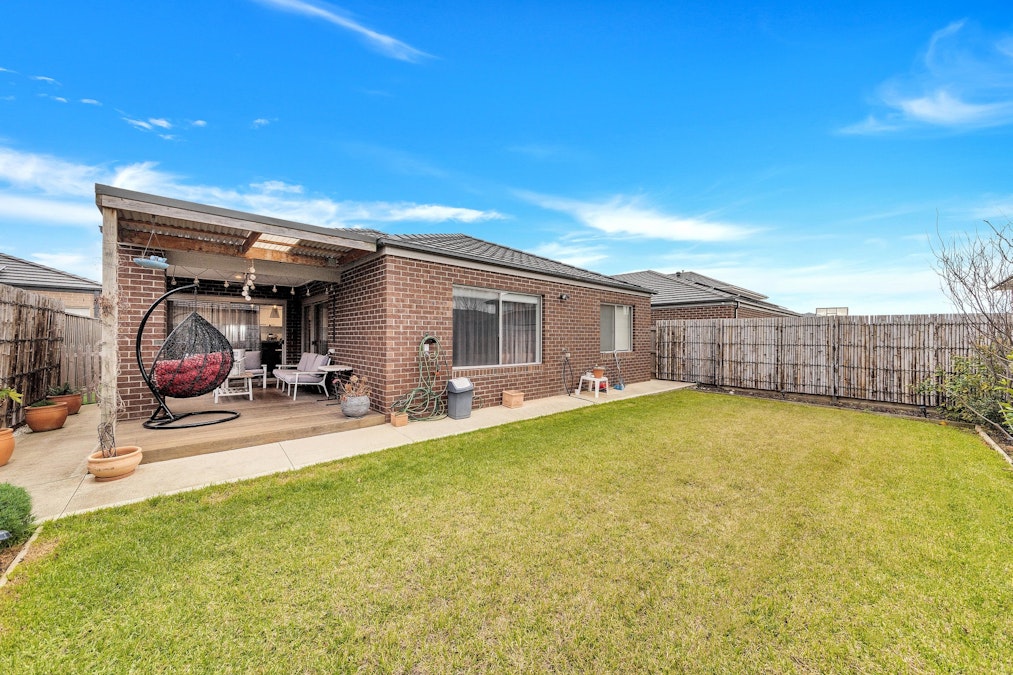 188 Maracana Avenue, Manor Lakes, VIC, 3024 - Image 16