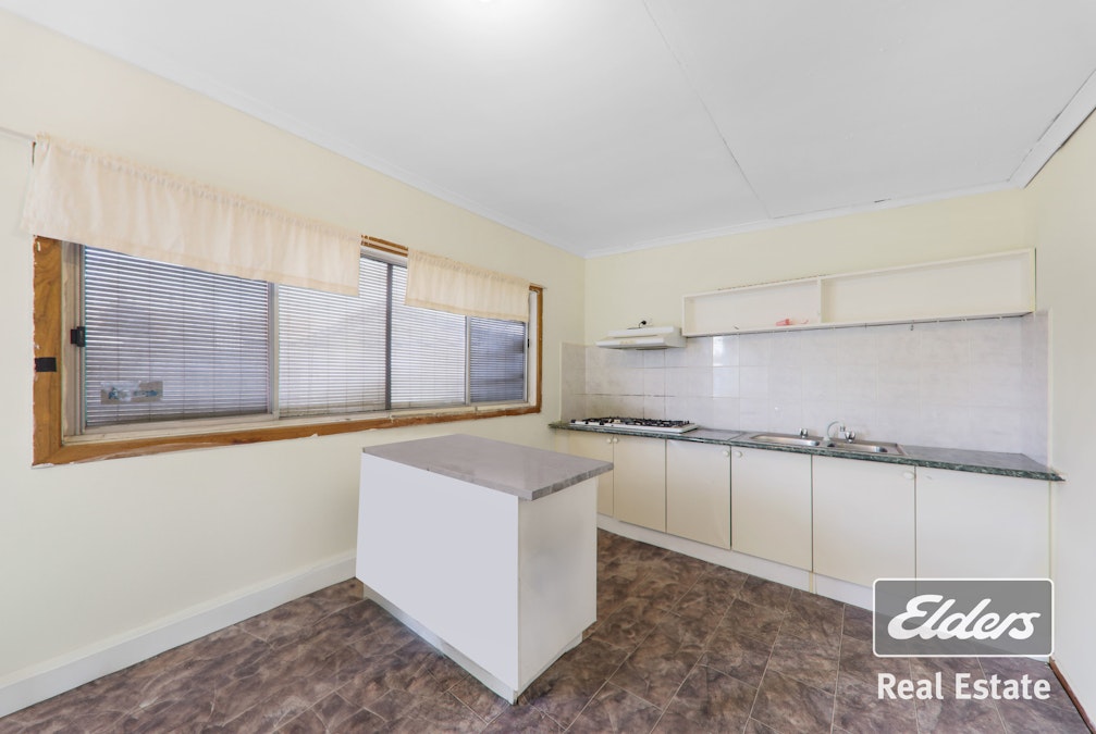 6 Carbon Court, Werribee, VIC, 3030 - Image 12