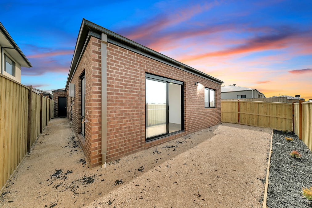 11 Worope Street, Wyndham Vale, VIC, 3024 - Image 12