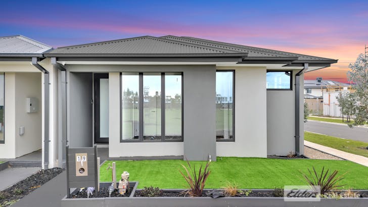 19 Duo Walk, Werribee, VIC, 3030 - Image 1