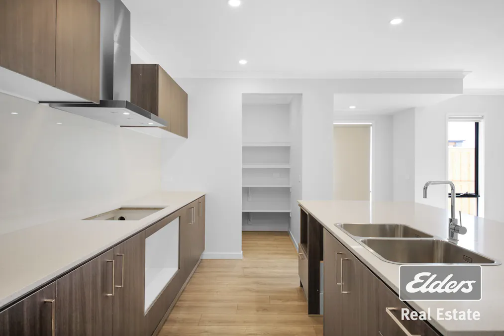 27 Xenia Street, Manor Lakes, VIC, 3024 - Image 8