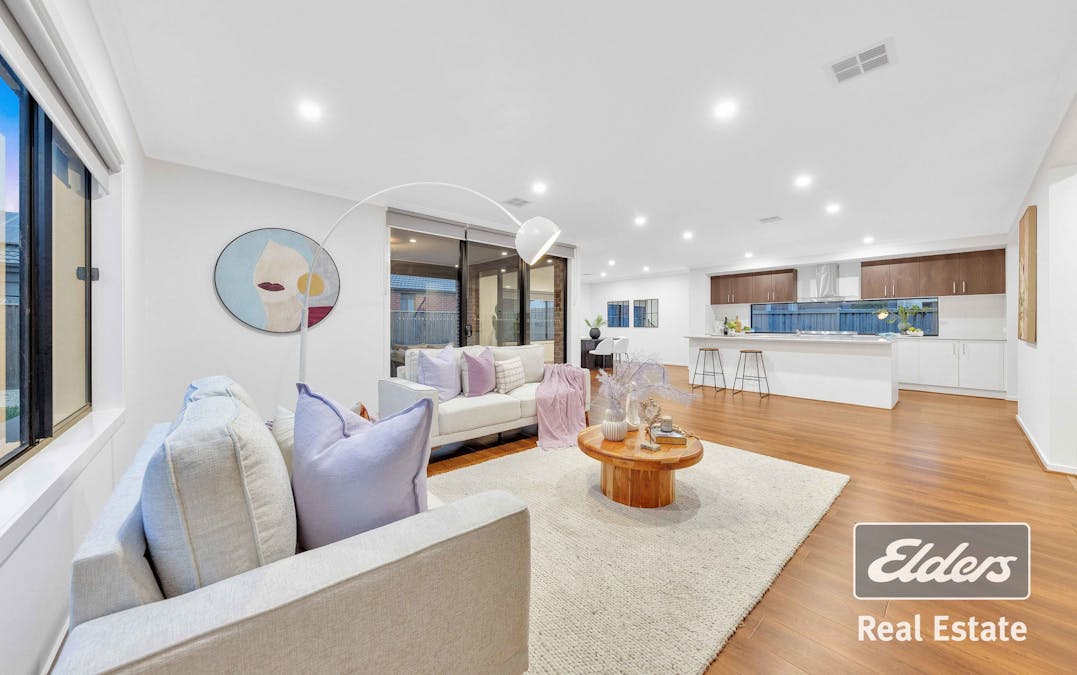 12 Allunga Way, Werribee, VIC, 3030 - Image 7