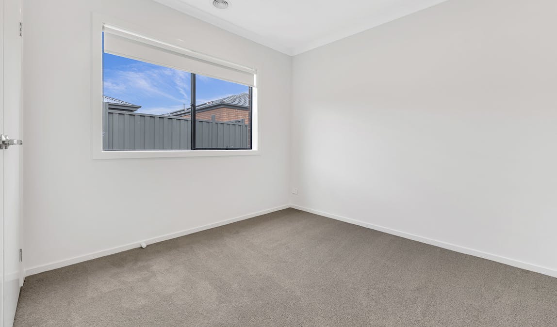 82 Eaglemont Drive, Strathtulloh, VIC, 3338 - Image 14