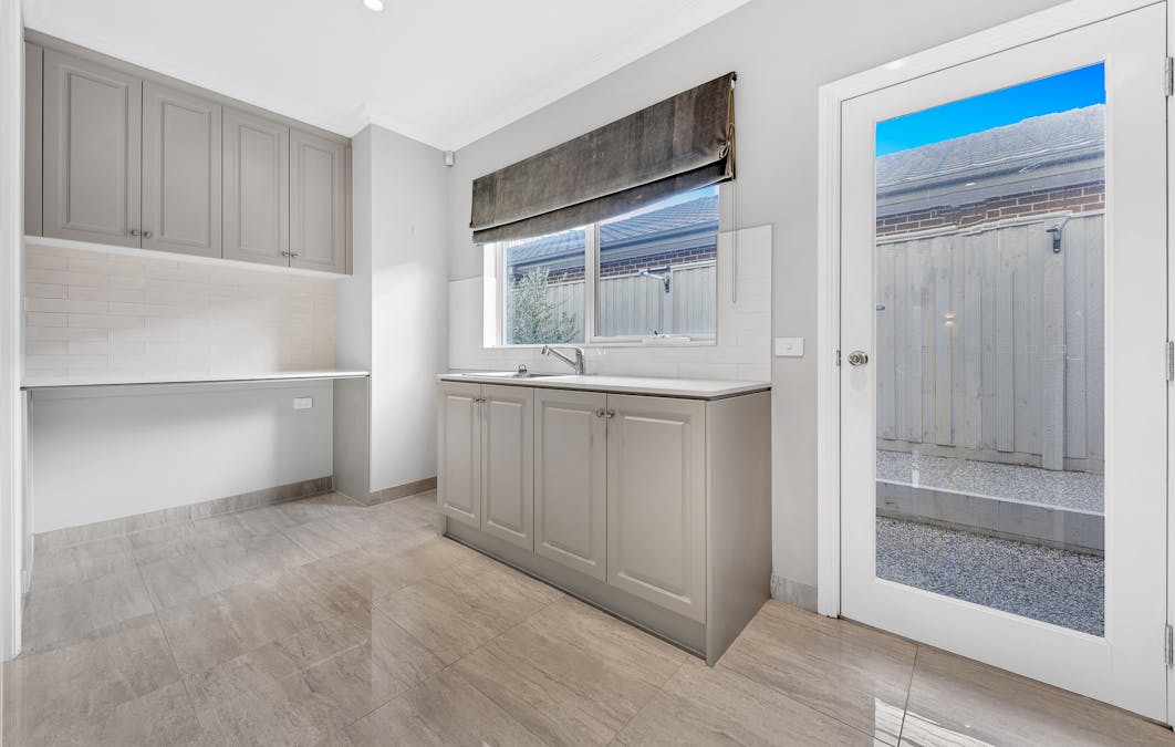 61 Budburst Drive, Sunbury, VIC, 3429 - Image 12