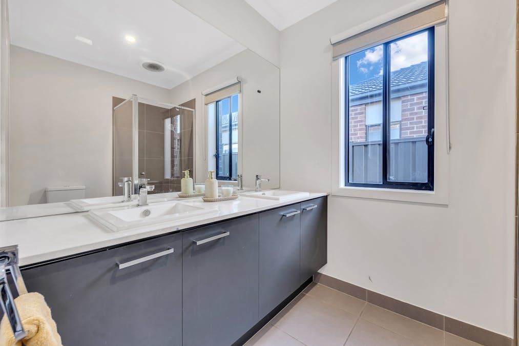 11 Iconic Drive, Tarneit, VIC, 3029 - Image 17