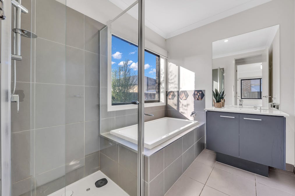 11 Iconic Drive, Tarneit, VIC, 3029 - Image 19