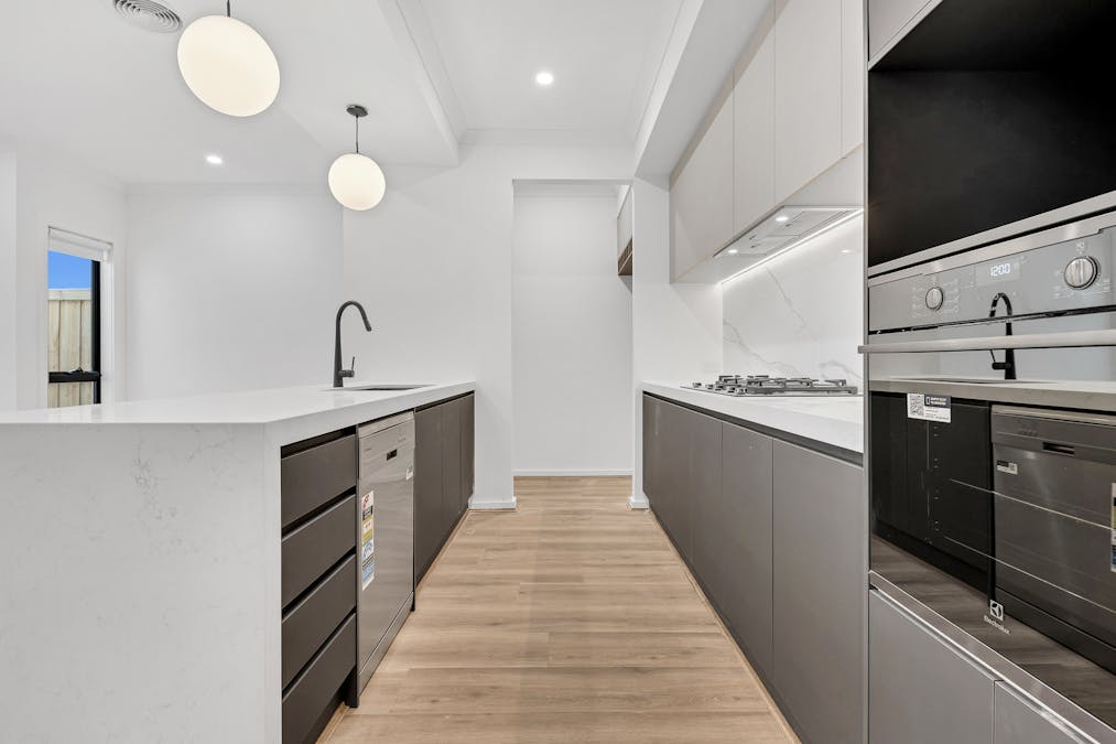 5 Siding Street, Werribee, VIC, 3030 - Image 6