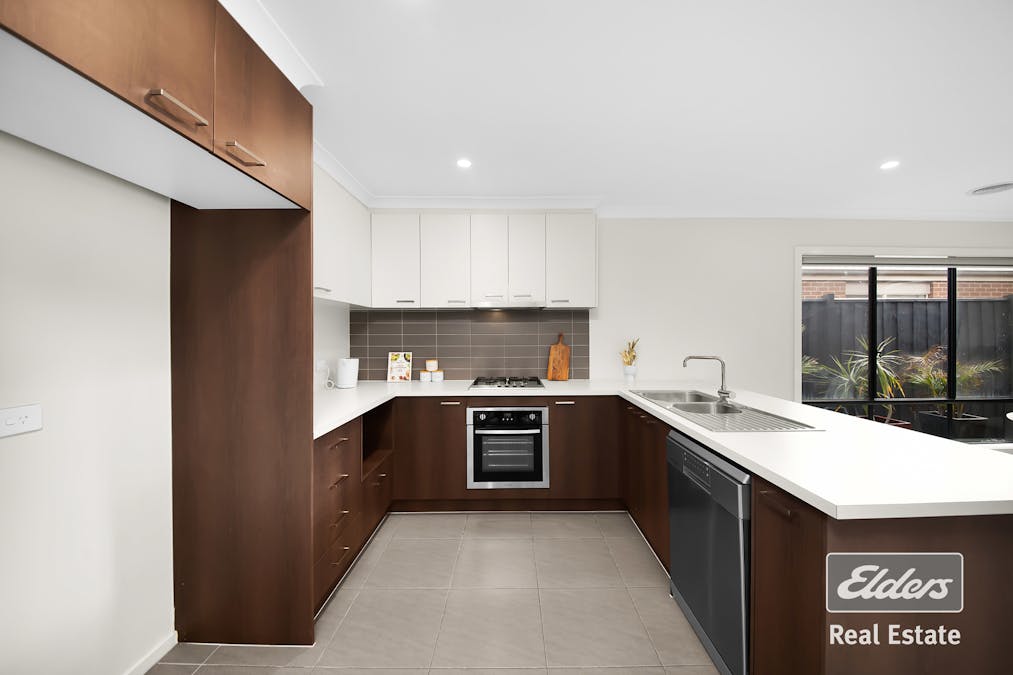5 Dempsey Avenue, Truganina, VIC, 3029 - Image 8