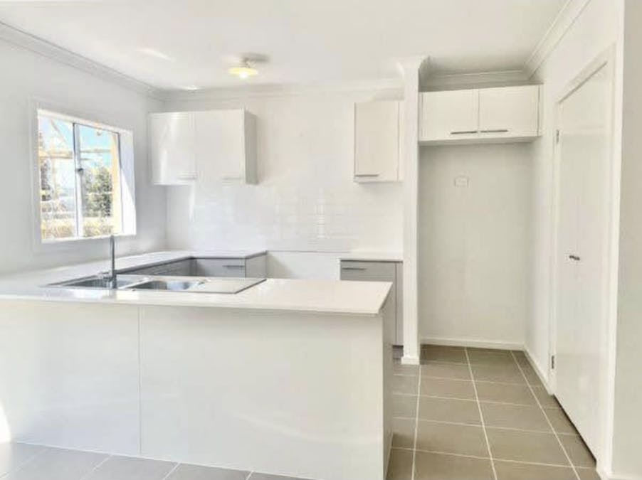 30 Woolspinner Crescent Crescent, Wyndham Vale, VIC, 3024 - Image 2
