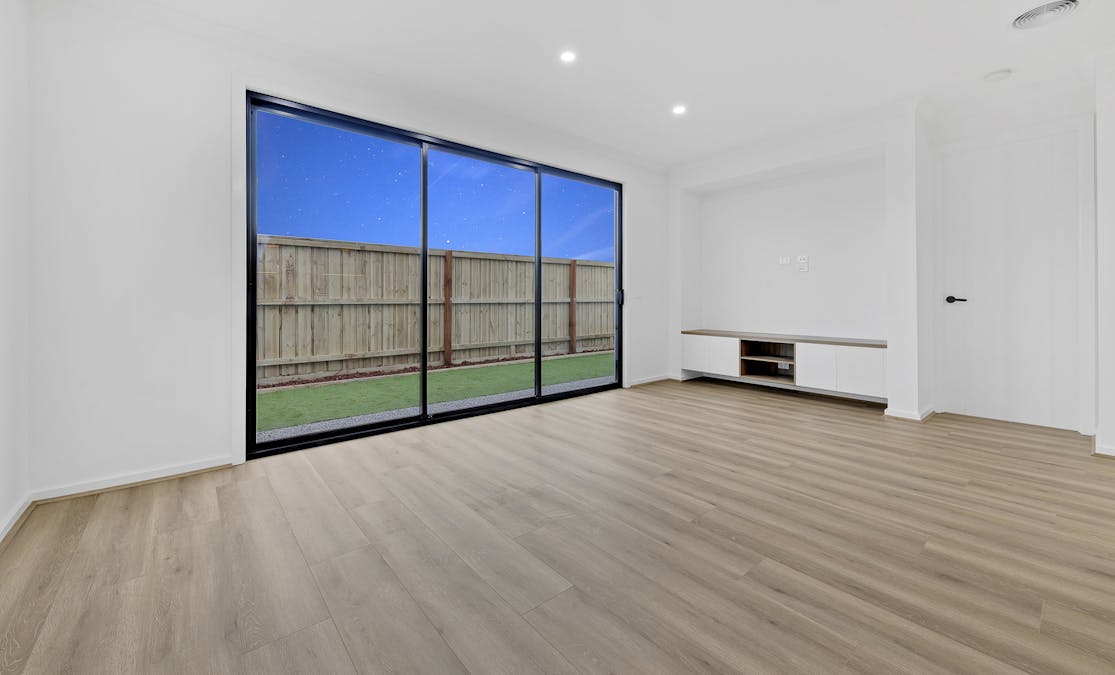8 Cricket Circuit, Tarneit, VIC, 3029 - Image 13