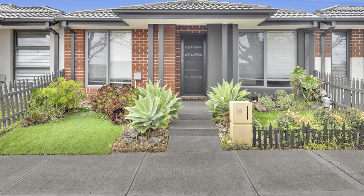 18 Dutchelm Avenue, Werribee, VIC, 3030 - Image 1