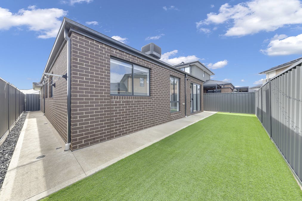 14 Azas Street, Truganina, VIC, 3029 - Image 12