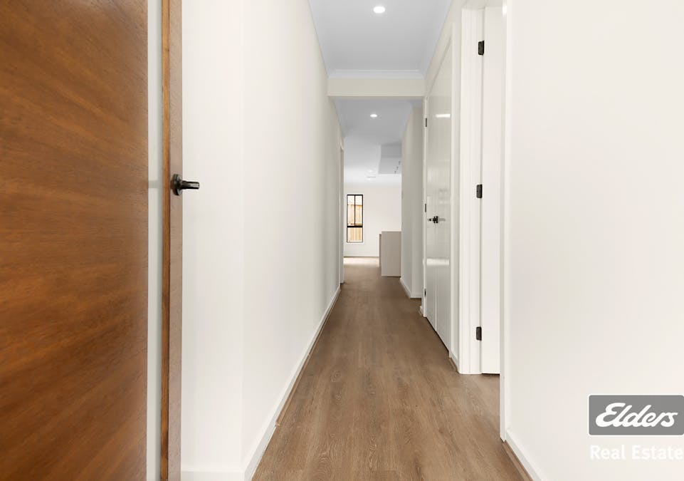 27 Wildlife Circuit, Fraser Rise, VIC, 3336 - Image 7