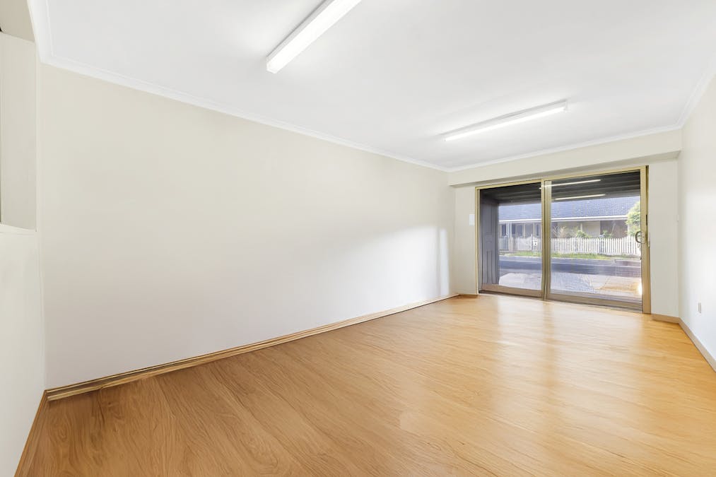 1/33 Doherty Street, Deer Park, VIC, 3023 - Image 12