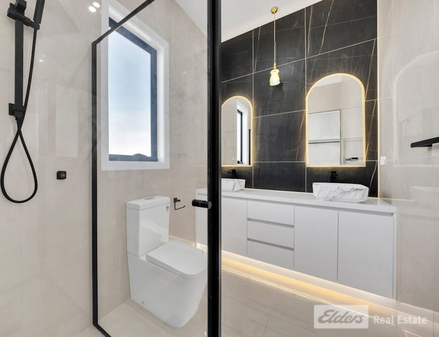 5 Danshill Avenue, Werribee South, VIC, 3030 - Image 9