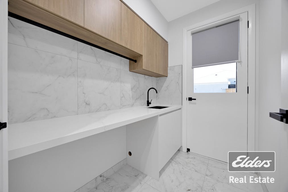 30 Thyme Crescent, Fraser Rise, VIC, 3336 - Image 14