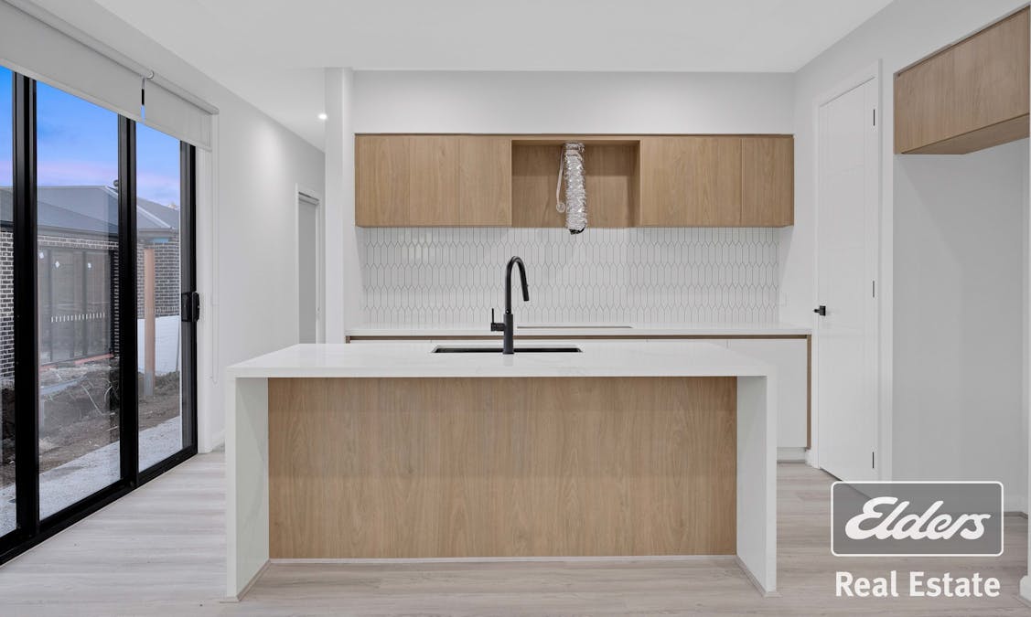 30 Thyme Crescent, Fraser Rise, VIC, 3336 - Image 11