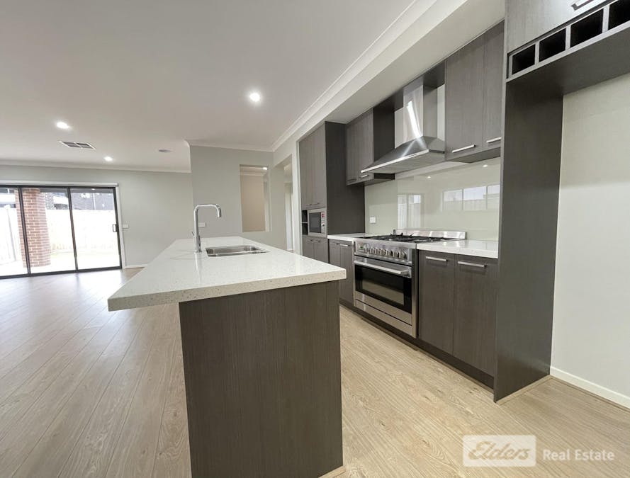 7 Grosset Way, Point Cook, VIC, 3030 - Image 10