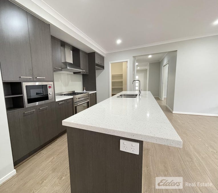 7 Grosset Way, Point Cook, VIC, 3030 - Image 11