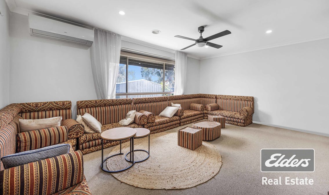 27 Willandra Boulevard, Harkness, VIC, 3337 - Image 9