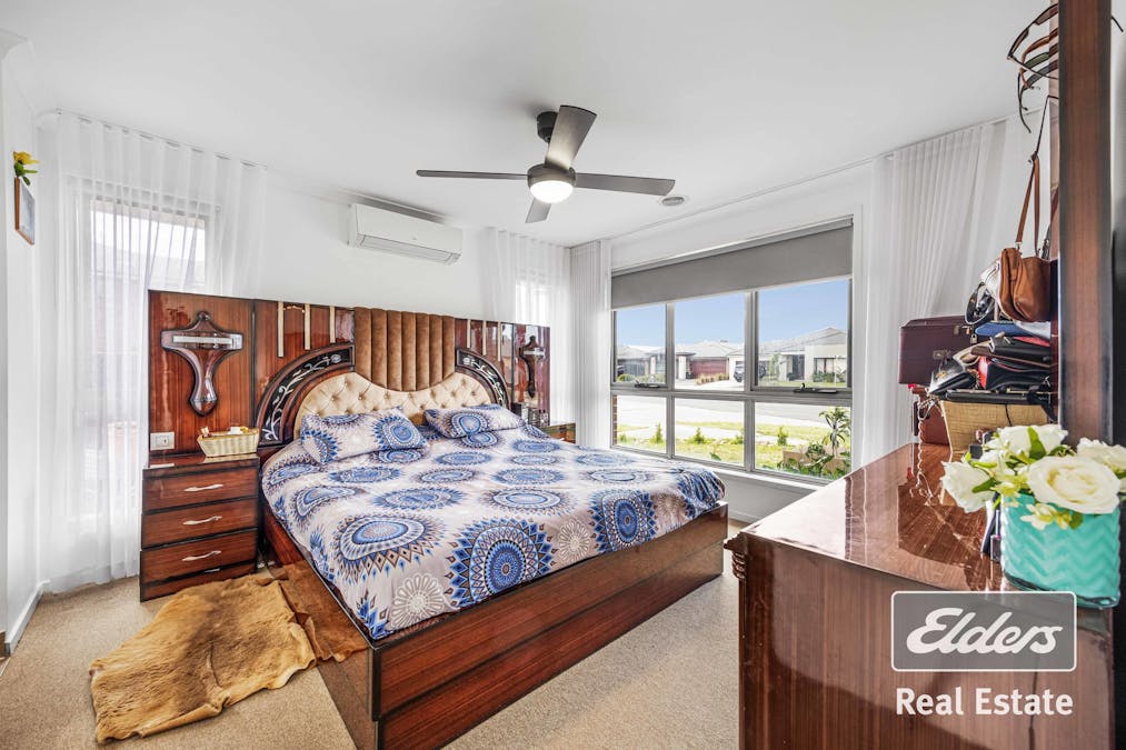 27 Willandra Boulevard, Harkness, VIC, 3337 - Image 10