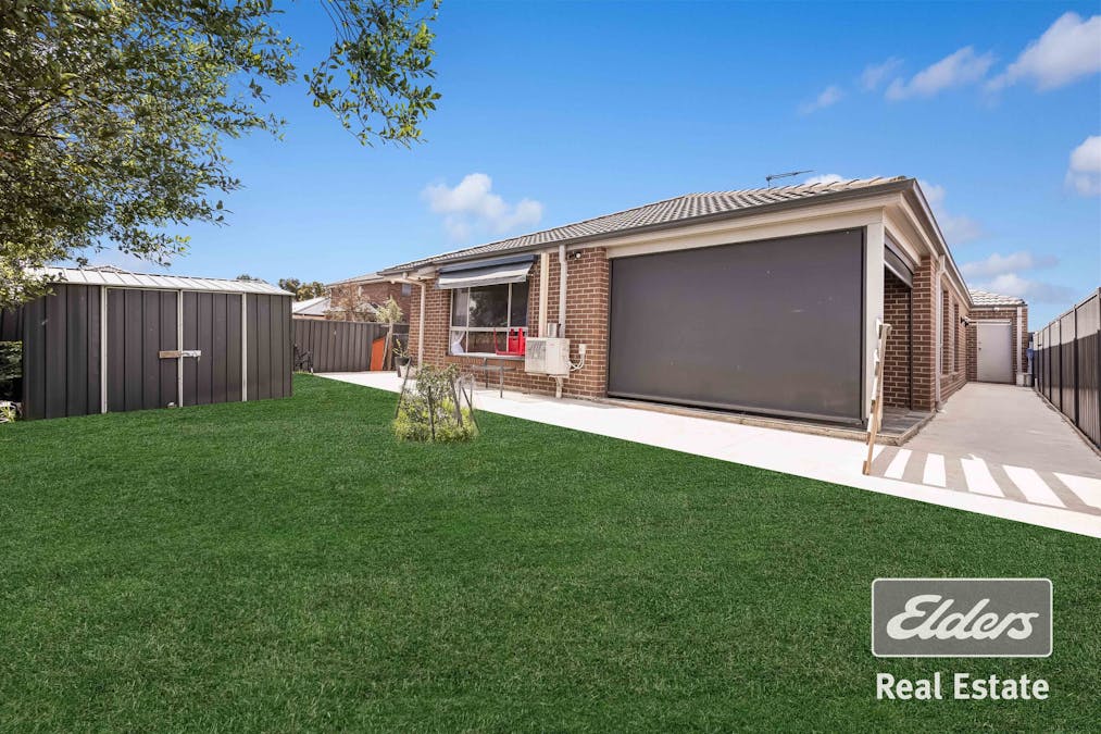 27 Willandra Boulevard, Harkness, VIC, 3337 - Image 16