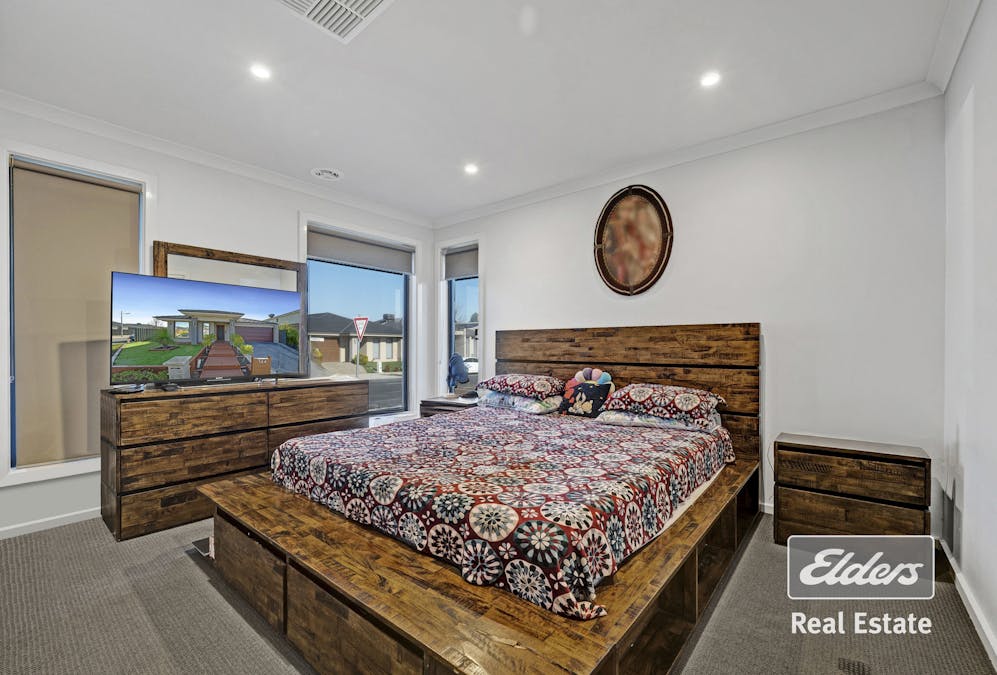 144 Hummingbird Boulevard, Tarneit, VIC, 3029 - Image 3