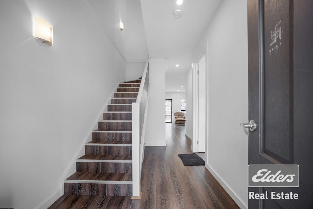 2/34 Beddoe Avenue, Clayton, VIC, 3168 - Image 2