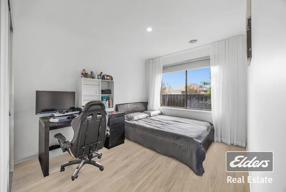 27 Willandra Boulevard, Harkness, VIC, 3337 - Image 10