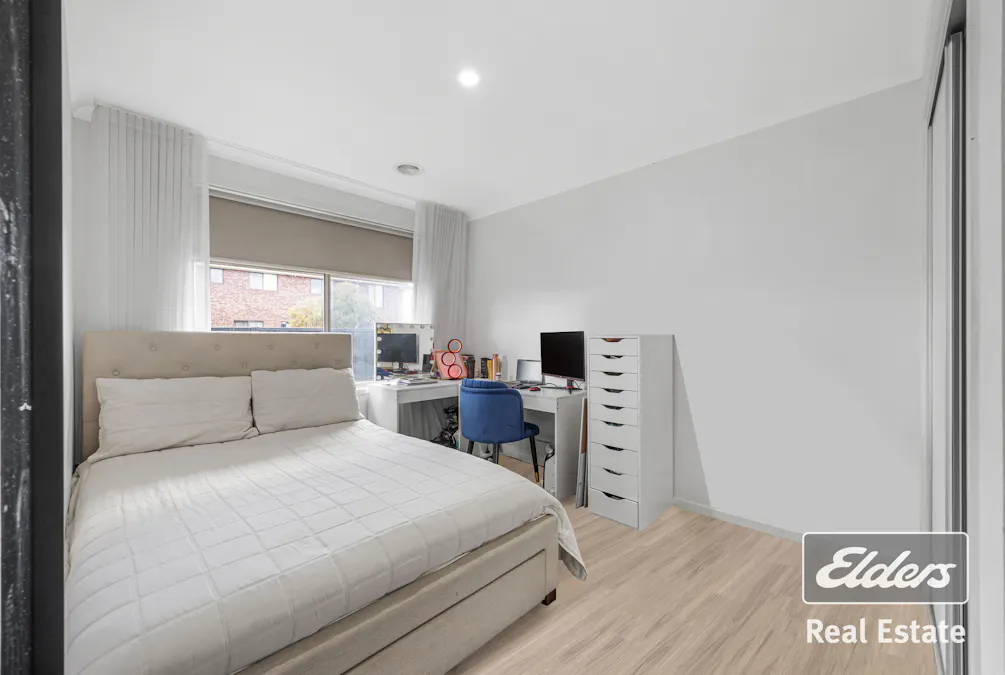 27 Willandra Boulevard, Harkness, VIC, 3337 - Image 9