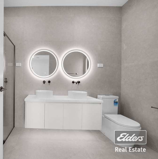 102 Dutchelm Avenue, Werribee, VIC, 3030 - Image 16