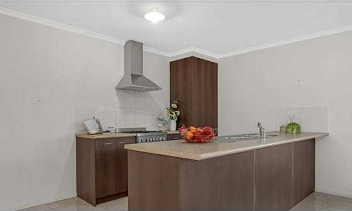 3 Weaver Street, Manor Lakes, VIC, 3024 - Image 8