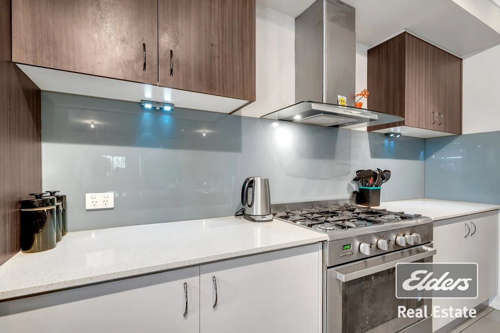 63 Roslyn Park Drive, Harkness, VIC, 3337 - Image 2