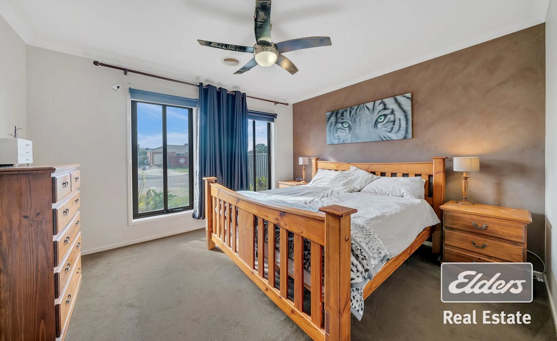 63 Roslyn Park Drive, Harkness, VIC, 3337 - Image 4