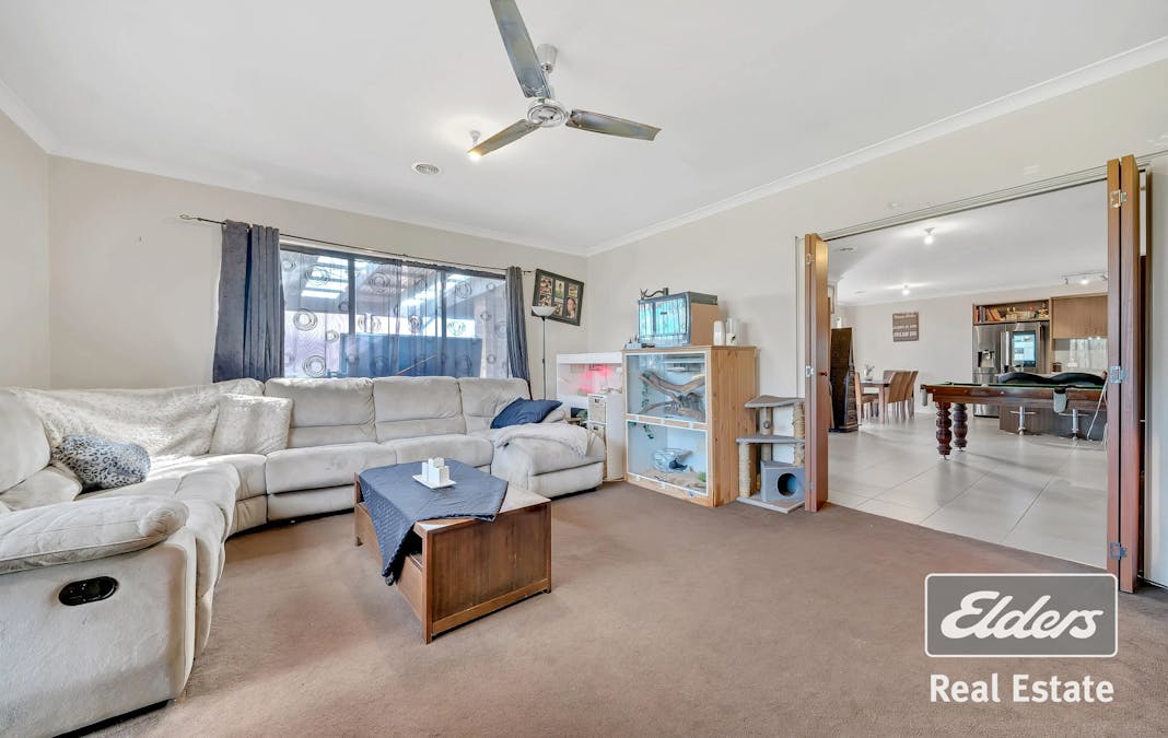 63 Roslyn Park Drive, Harkness, VIC, 3337 - Image 6