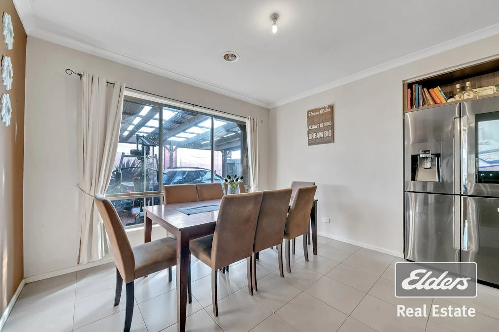 63 Roslyn Park Drive, Harkness, VIC, 3337 - Image 8