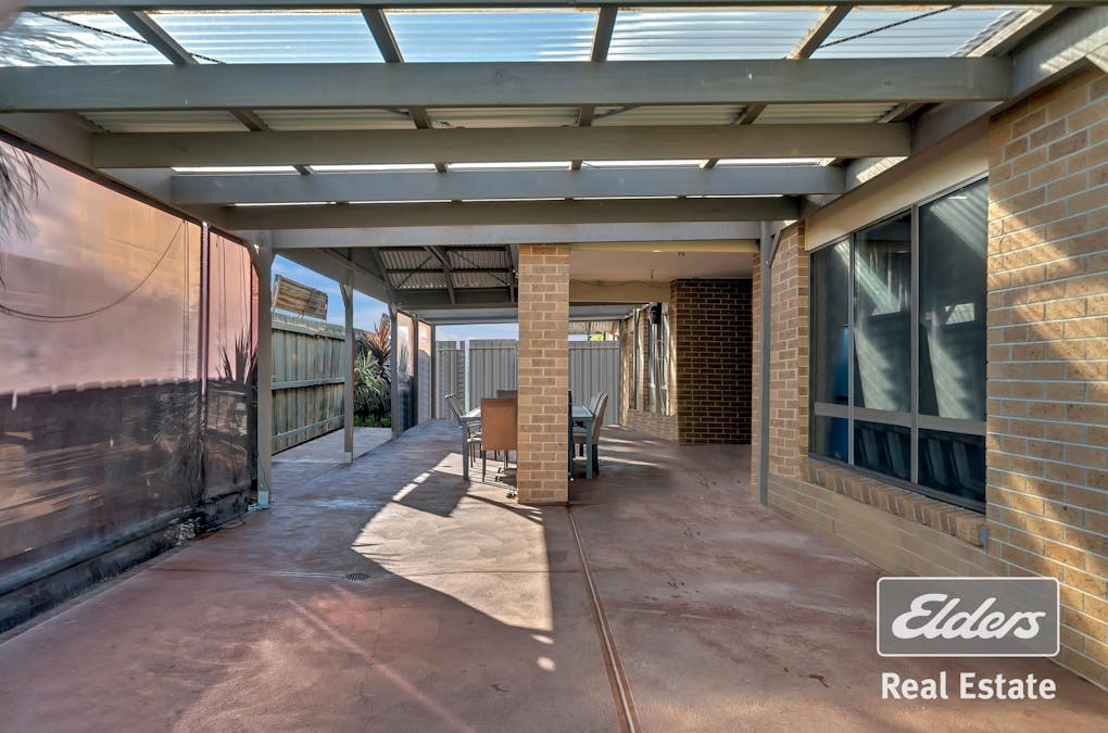 63 Roslyn Park Drive, Harkness, VIC, 3337 - Image 11