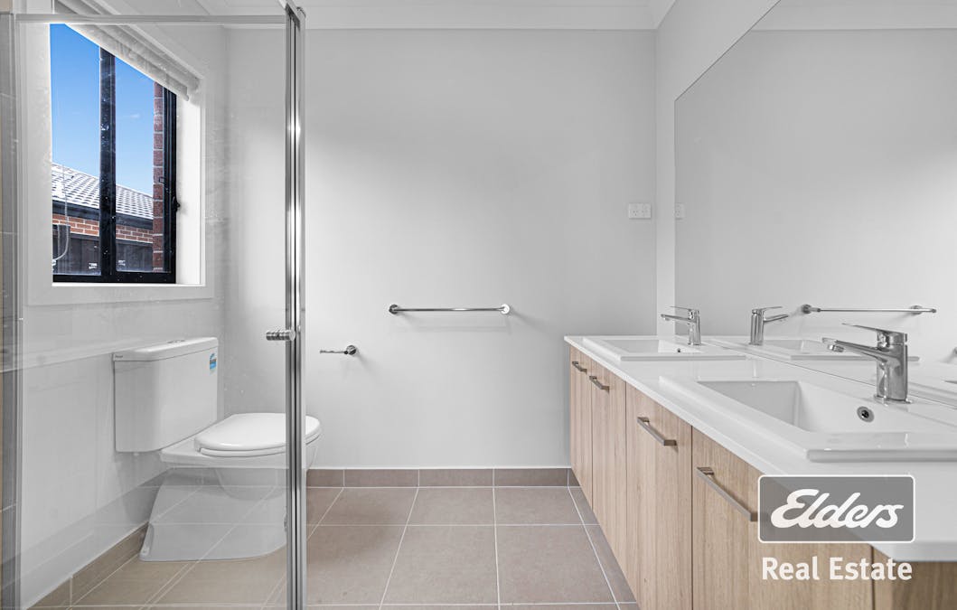 33 Molesworth Crescent, Donnybrook, VIC, 3064 - Image 19