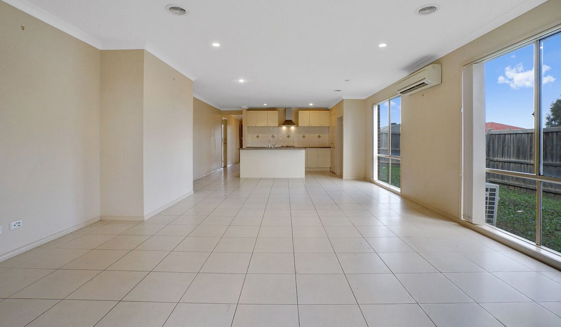 24 Chlorinda Road, Tarneit, VIC, 3029 - Image 9