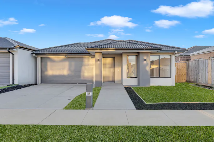 4 Aragon Road, Tarneit, VIC, 3029 - Image 1